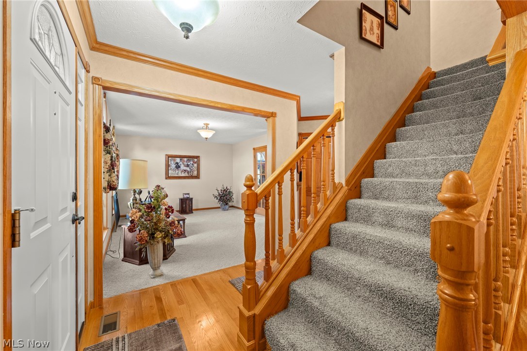 4549 Bunker Lane