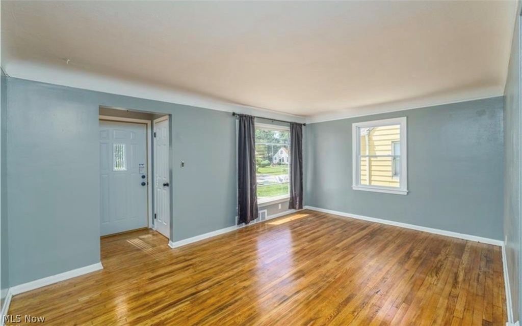 Photo of 13815 Cranwood Park Boulevard, Garfield Heights, OH 44125 (MLS # 5196581)