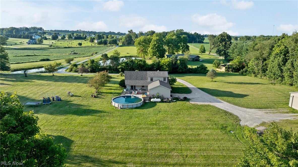 3932 Columbus Road