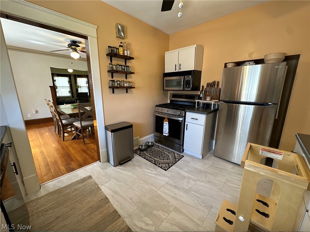 Schatzinger & Cotabish - Residential Income