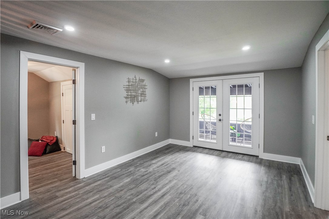 Portage Lakes Reservoir Lands - Residential