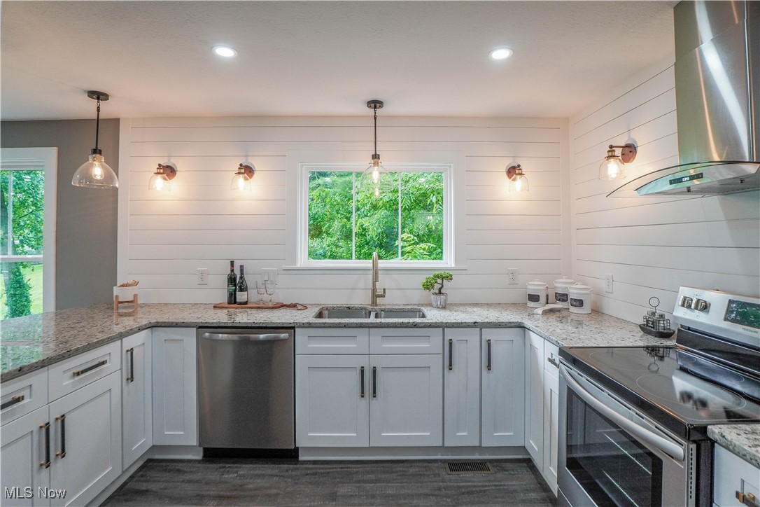 Portage Lakes Reservoir Lands - Residential