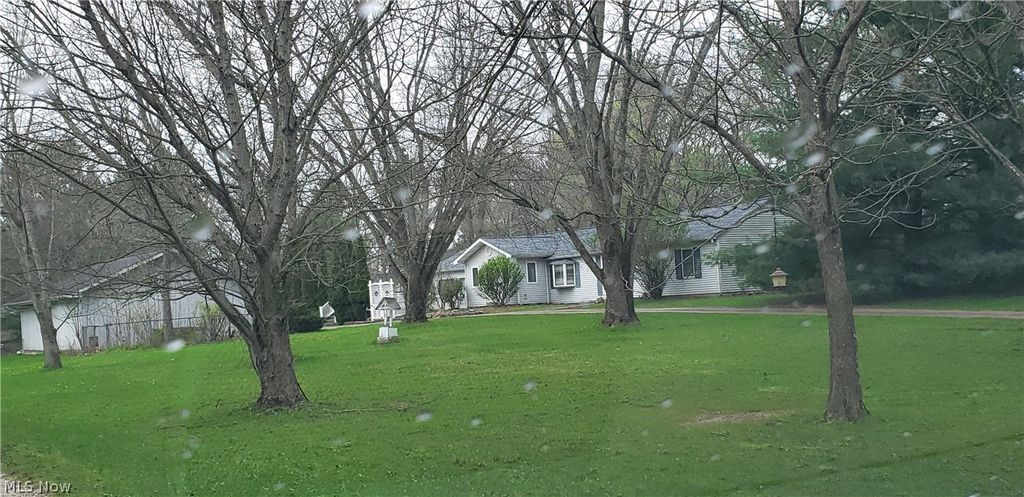 Photo of 2252 N Medina Line Road, Akron, OH 44333 (MLS # 5200946)