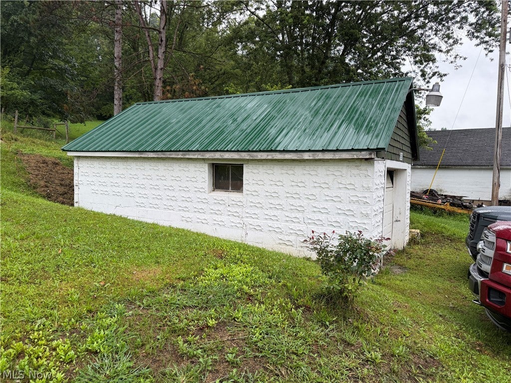 9267 Scio RD SE