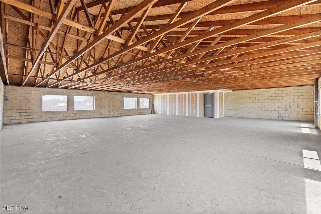 Massillon - Commercial Sale