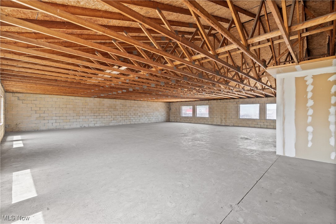 Massillon - Commercial Sale