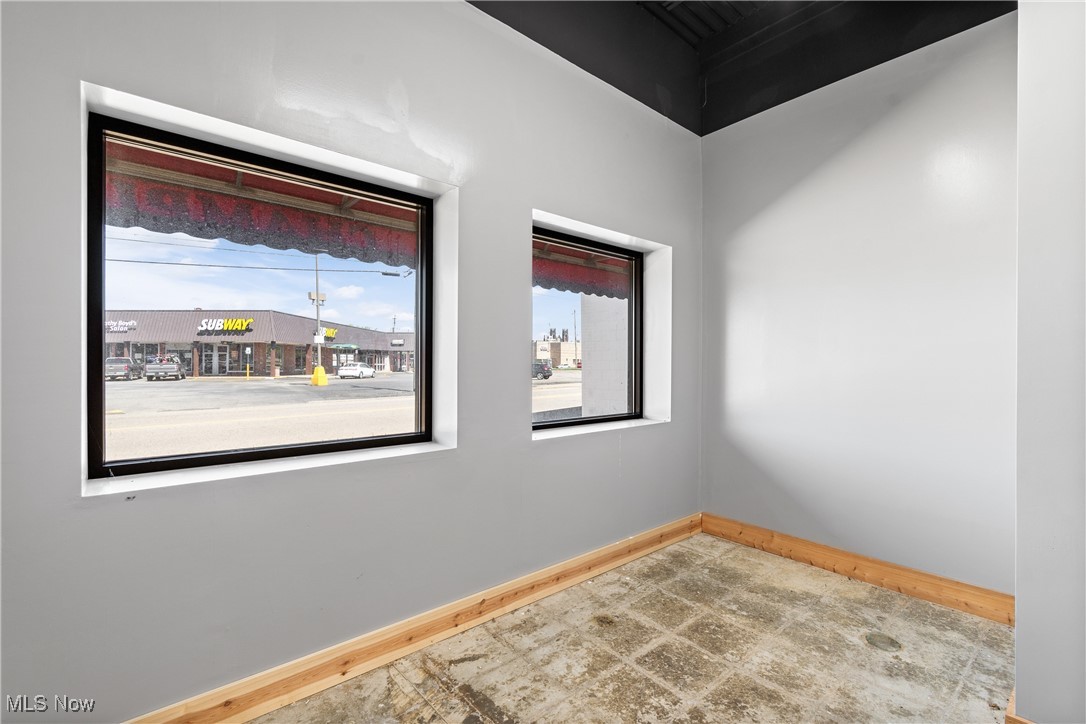 Massillon - Commercial Sale