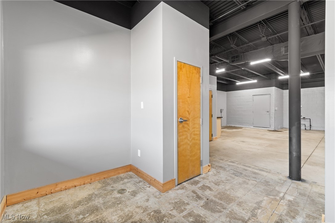 Massillon - Commercial Sale