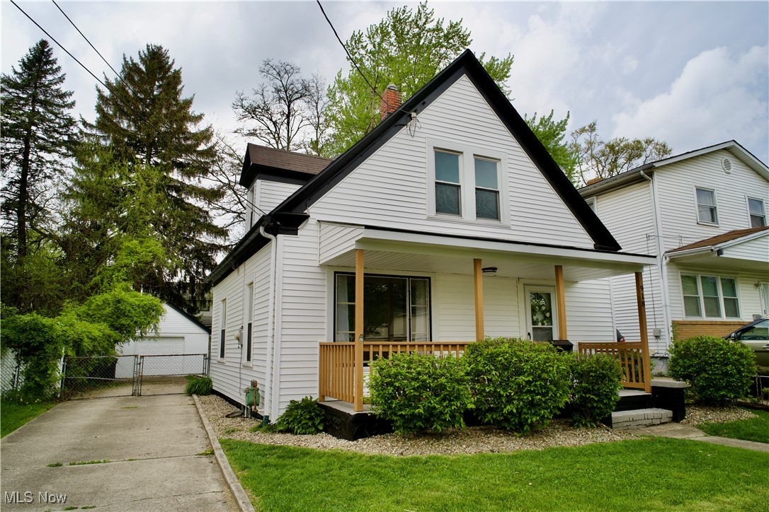 918 Pitkin Avenue, Akron, Ohio image 2