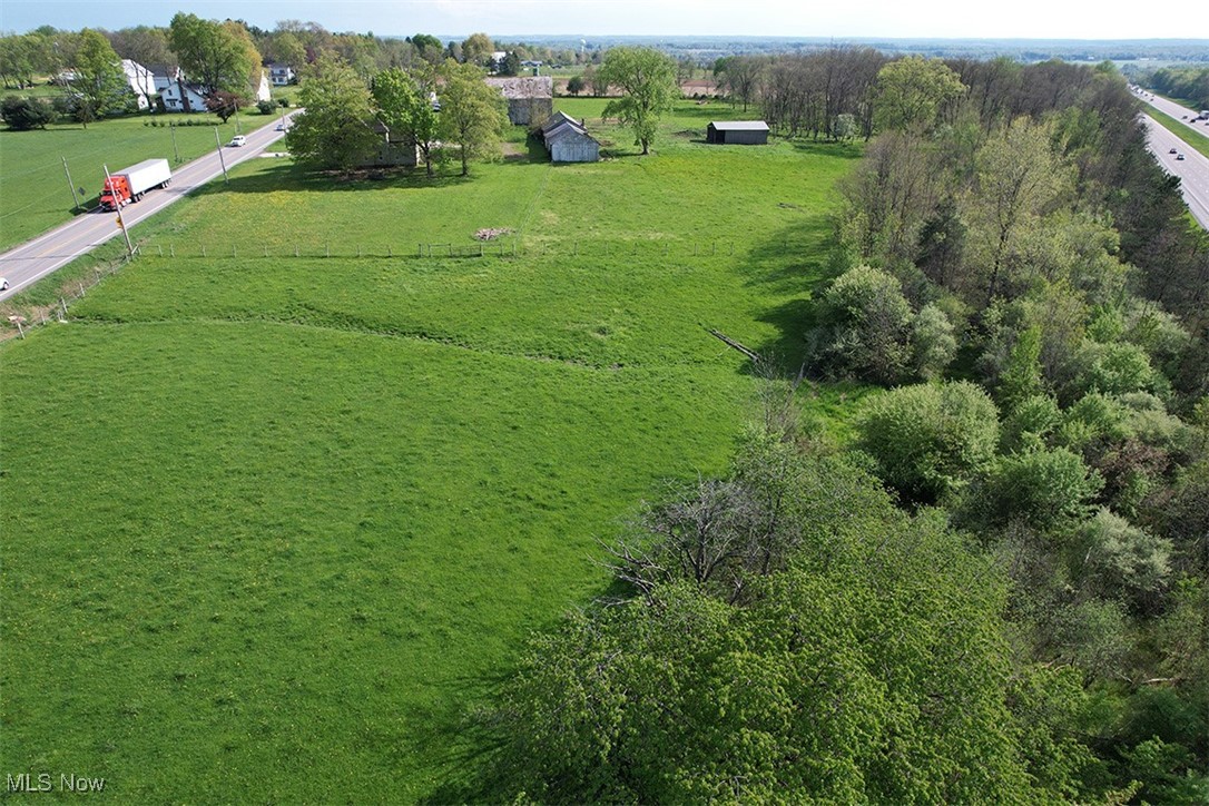 8240 Wooster Pike Road, Seville, Ohio image 2