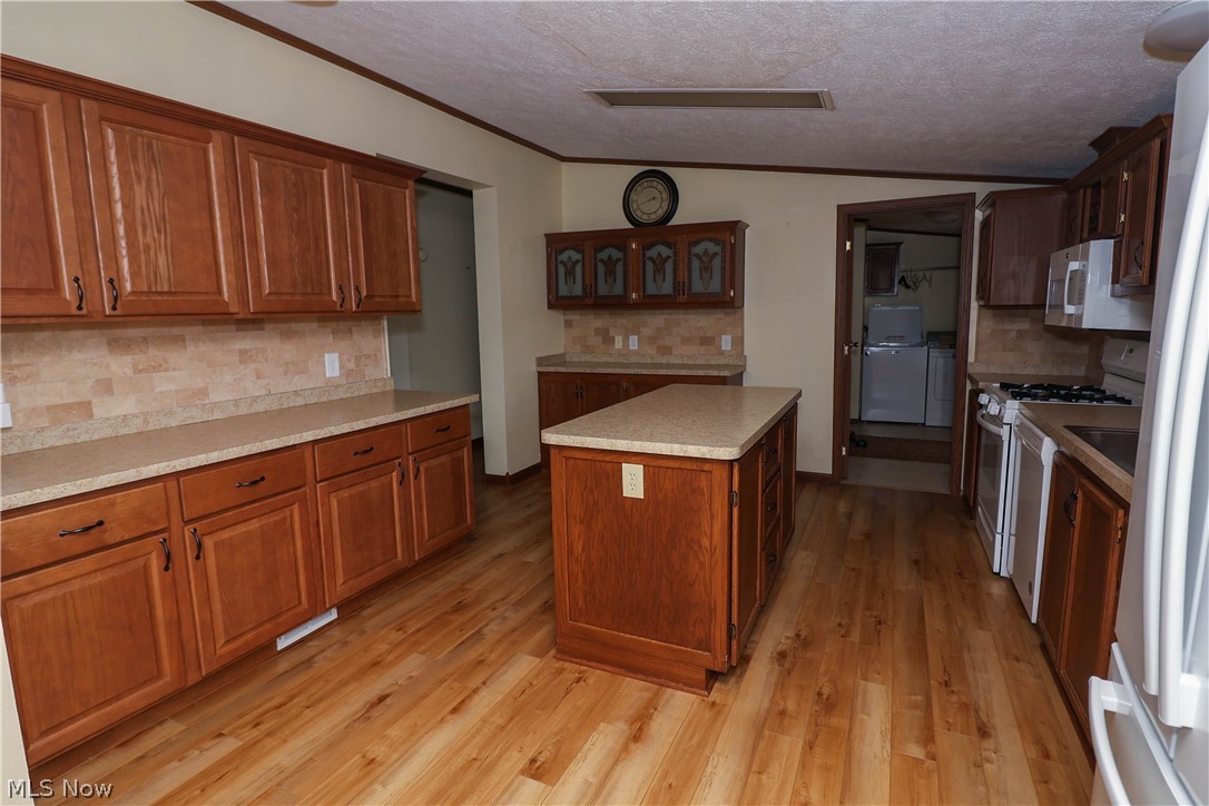 Golfway Pines - Residential