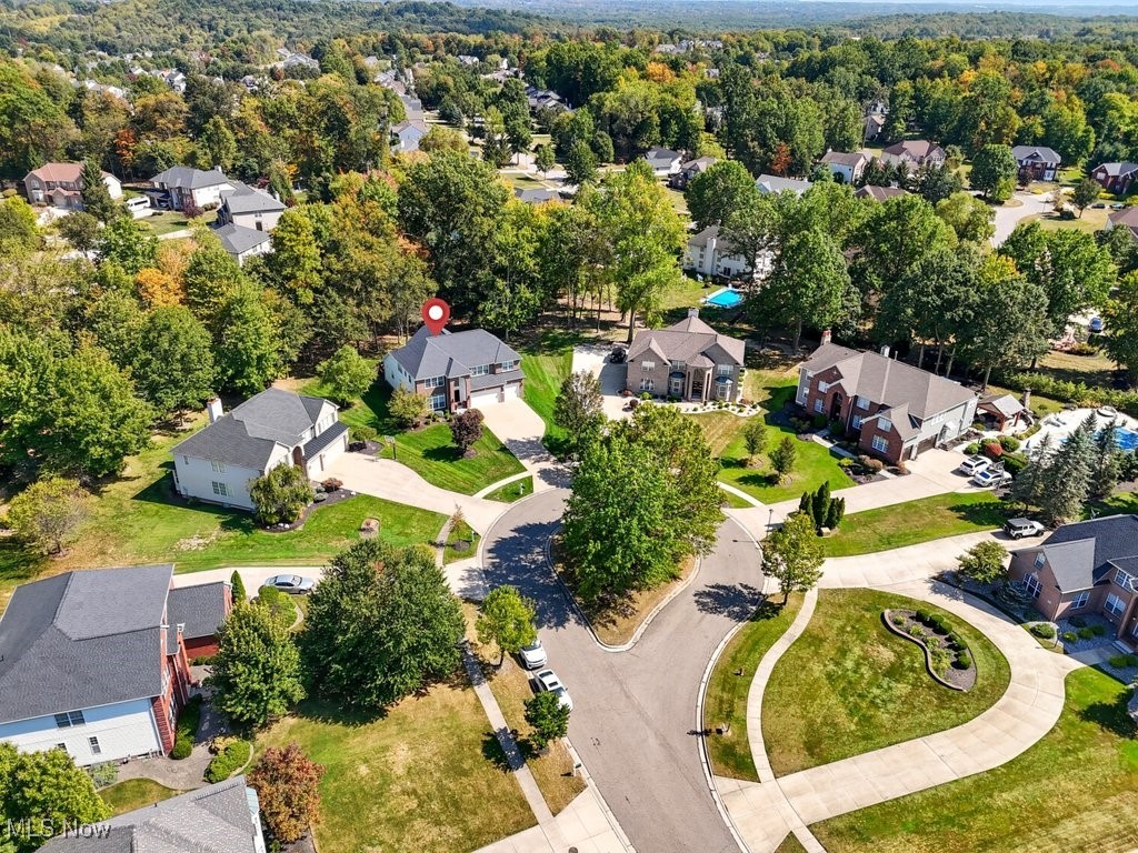 Twinsburg, Ohio 44087, United States, 4 Bedrooms Bedrooms, ,5 BathroomsBathrooms,Residential,Pending,214039