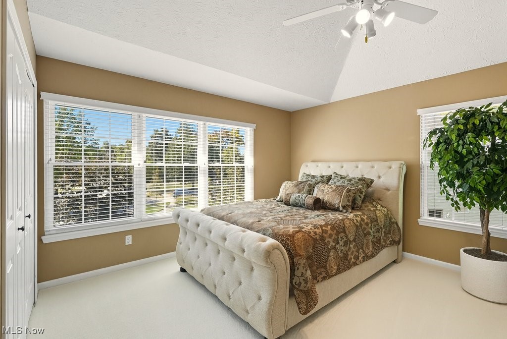 Twinsburg, Ohio 44087, United States, 4 Bedrooms Bedrooms, ,5 BathroomsBathrooms,Residential,Pending,214039