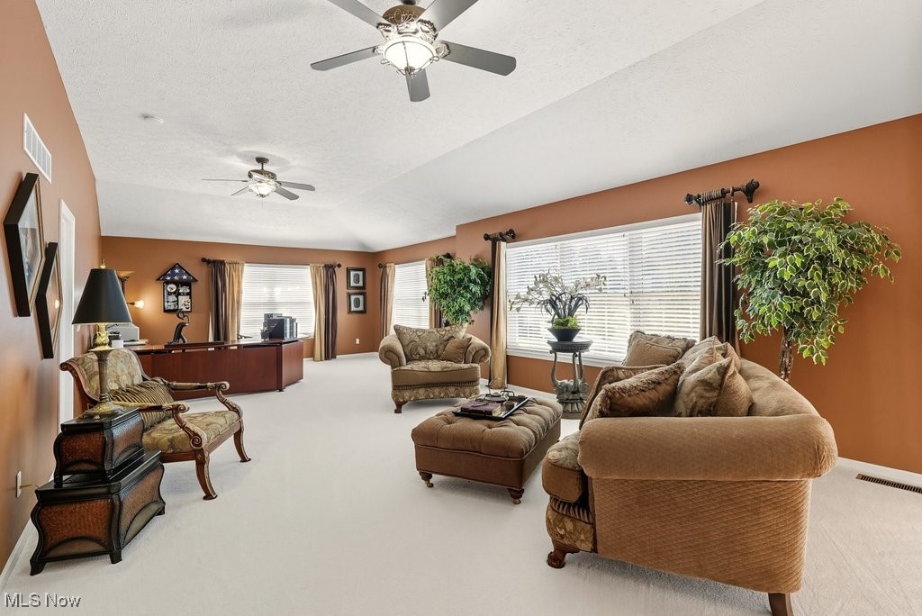 Twinsburg, Ohio 44087, United States, 4 Bedrooms Bedrooms, ,5 BathroomsBathrooms,Residential,Pending,214039