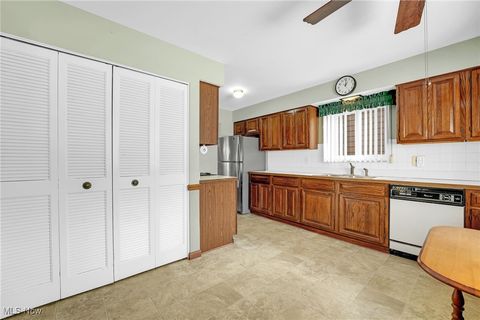 Tiny photo for 4281 Plumwood Drive, North Olmsted, OH 44070 (MLS # 5179619)