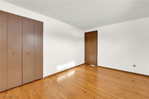 Tiny photo for 4281 Plumwood Drive, North Olmsted, OH 44070 (MLS # 5179619)