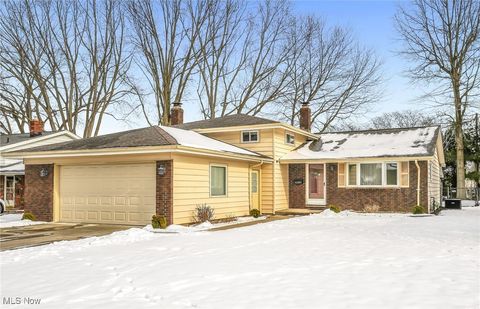 Photo of 4281 Plumwood Drive, North Olmsted, OH 44070 (MLS # 5179619)
