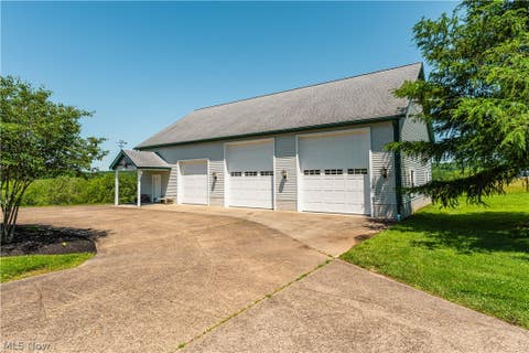 Tiny photo for 64575 Pigeon Gap Road, Cambridge, OH 43725 (MLS # 5221884)