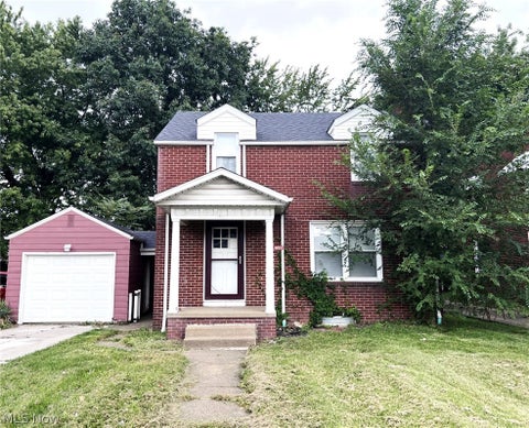 Homes For Sale - 801 Spangler Street<br/> Canton, OH 44714