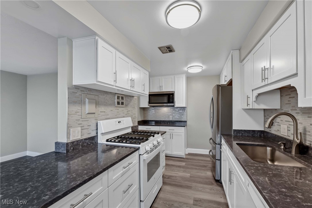 12900 Lake Avenue #626, Lakewood, Ohio image 15