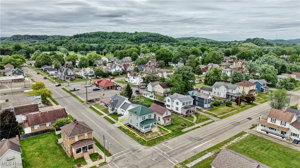 802 N Main Street, Uhrichsville, Ohio image 6