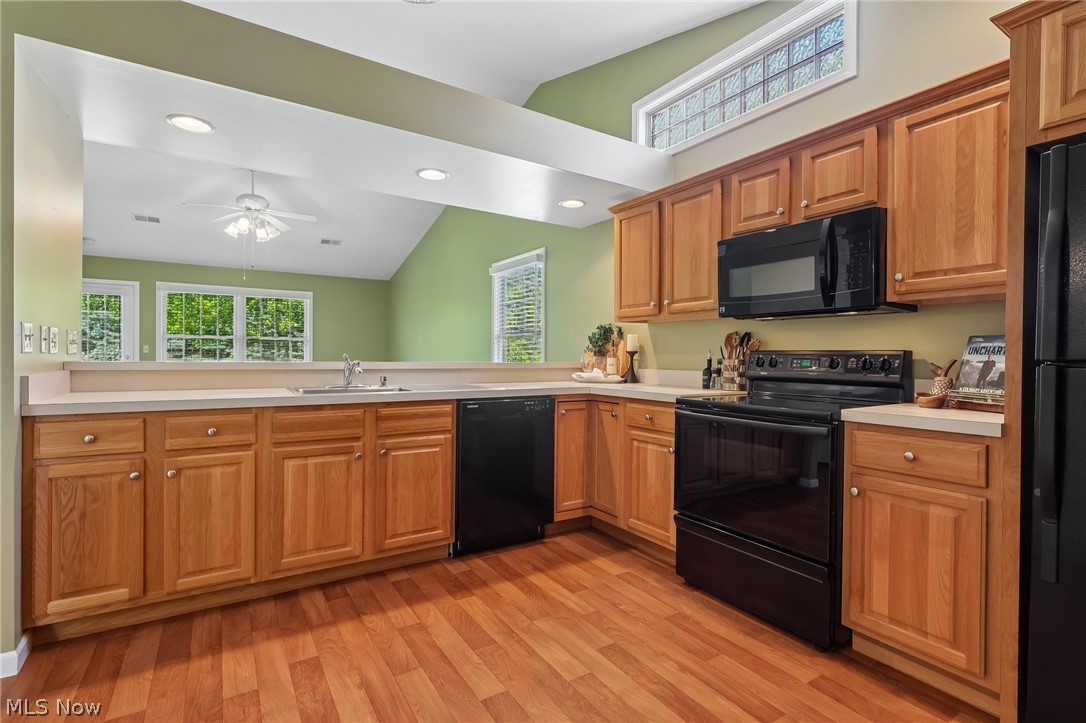 Lakefield Manor Condo - Residential