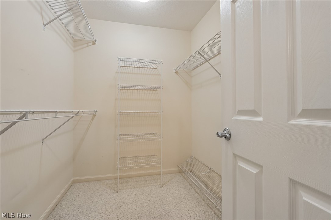 Lakefield Manor Condo - Residential