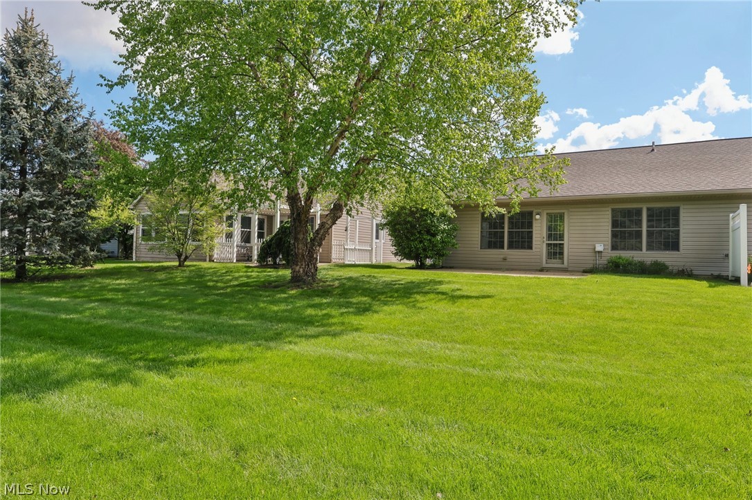 Lakefield Manor Condo - Residential
