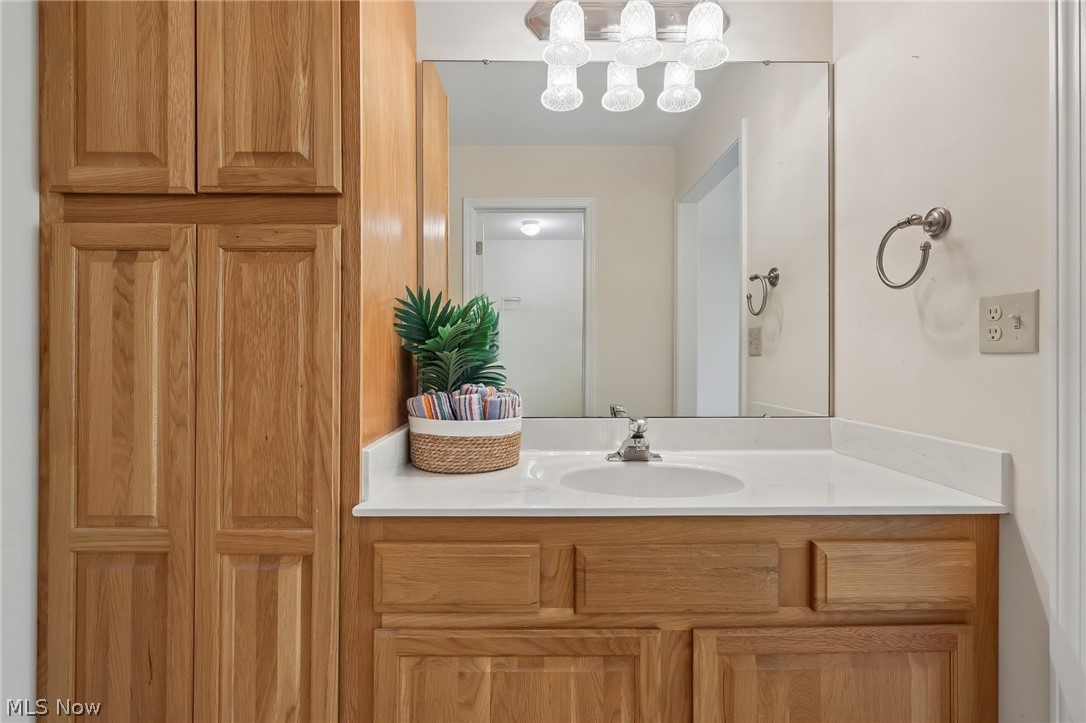Lakefield Manor Condo - Residential
