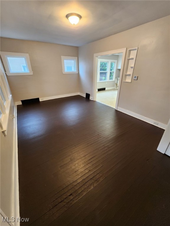 C M Mixs Sub - Residential Lease