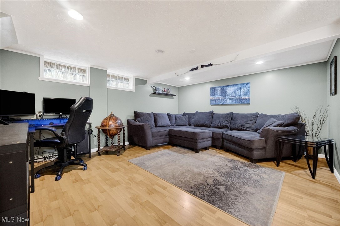 Ridgewood 02 - Residential