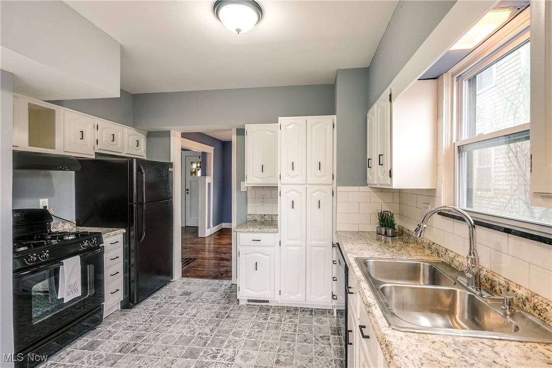 Mars E Wagar - Residential