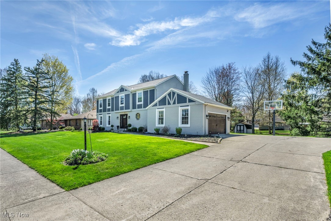 9941 River Oaks Drive, North Royalton, Ohio image 3