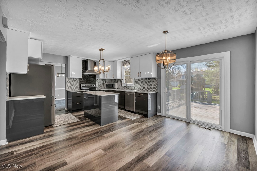 9941 River Oaks Drive, North Royalton, Ohio image 16