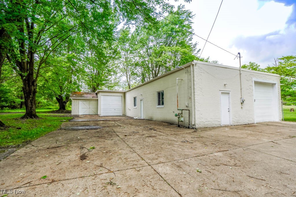 2078 S Medina Line Road, Wadsworth, Ohio image 41