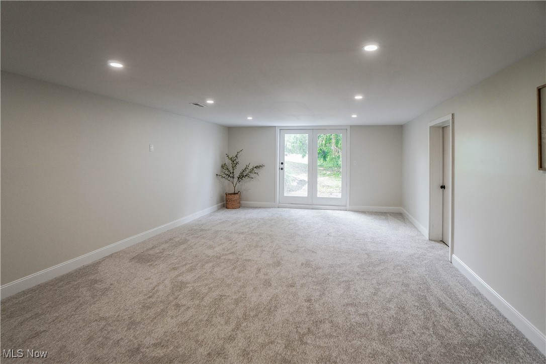 2078 S Medina Line Road, Wadsworth, Ohio image 34