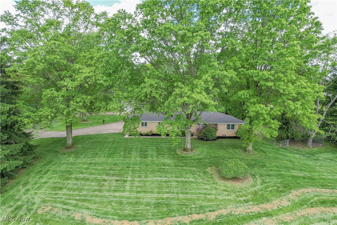 2078 S Medina Line Road, Wadsworth, Ohio image 2
