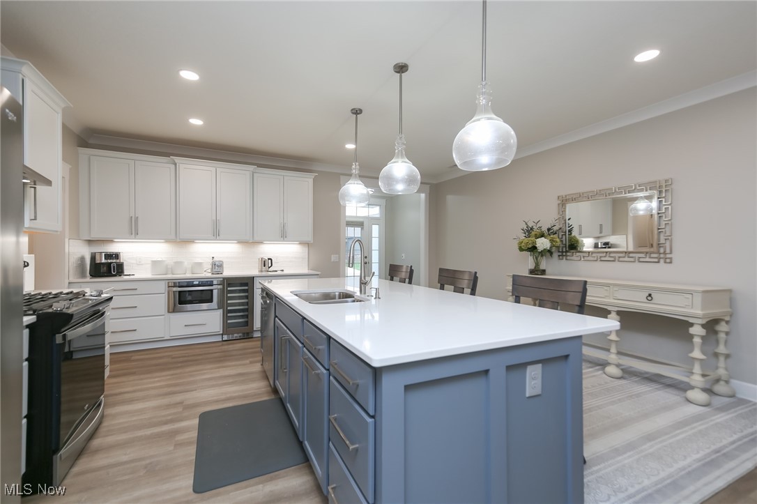 Hawks Nest Xing Condo - Residential