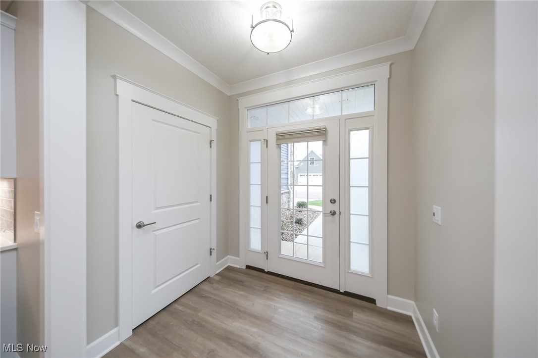 5966 Hawks Nest Circle NW