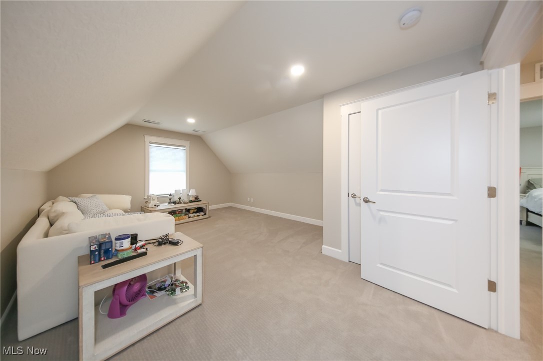 Hawks Nest Xing Condo - Residential