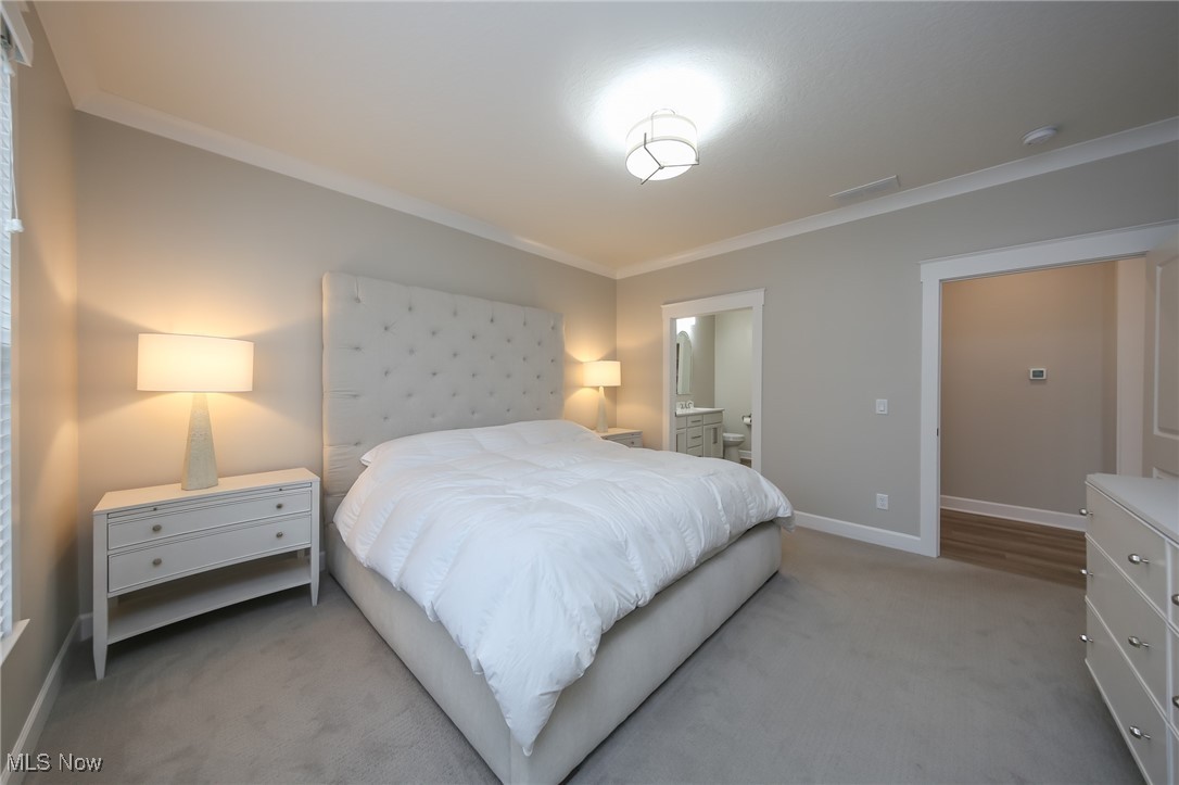 Hawks Nest Xing Condo - Residential