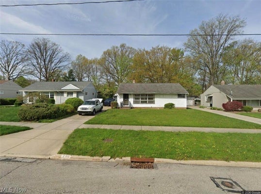 288 GREENVALE RD, CLEVELAND, OH 44121 - Image ce36606bcefa18563e88cd4813ca700f/2570284352