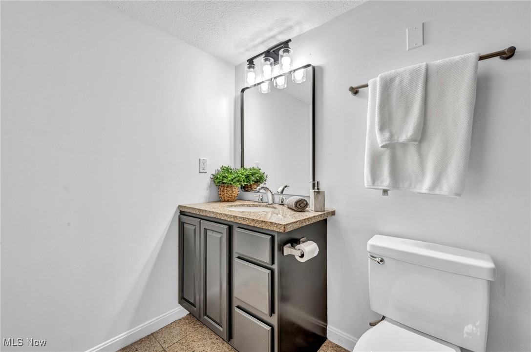 Condos/Stonebridge - Residential