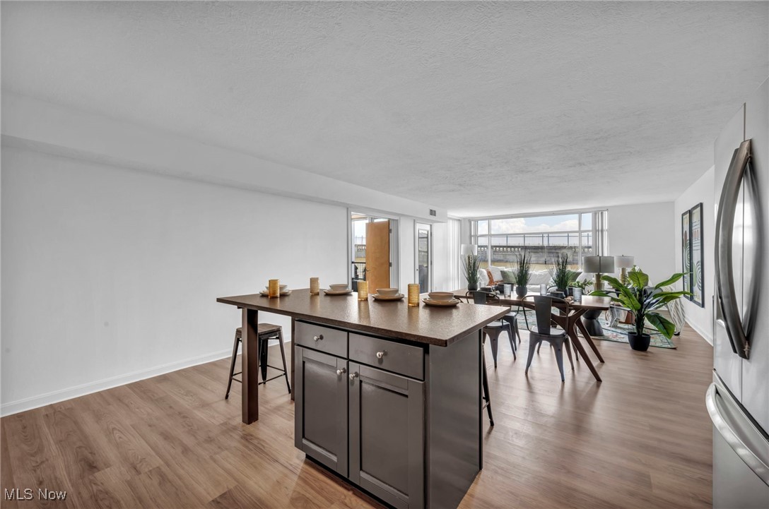 Condos/Stonebridge - Residential