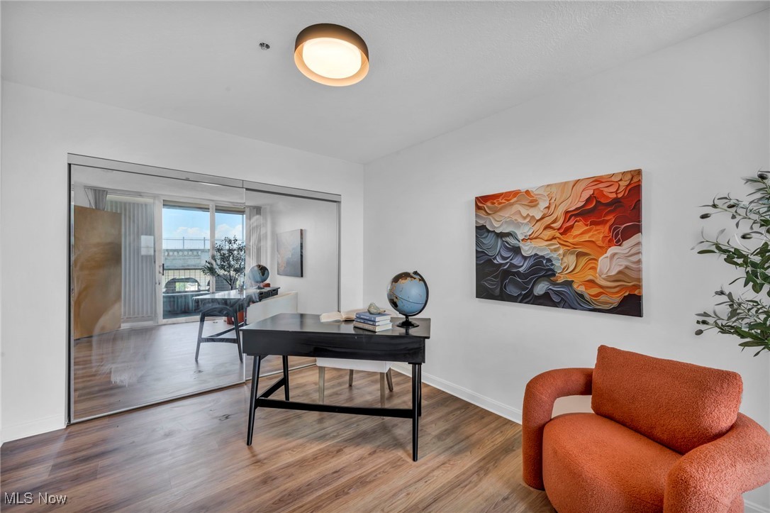 Condos/Stonebridge - Residential