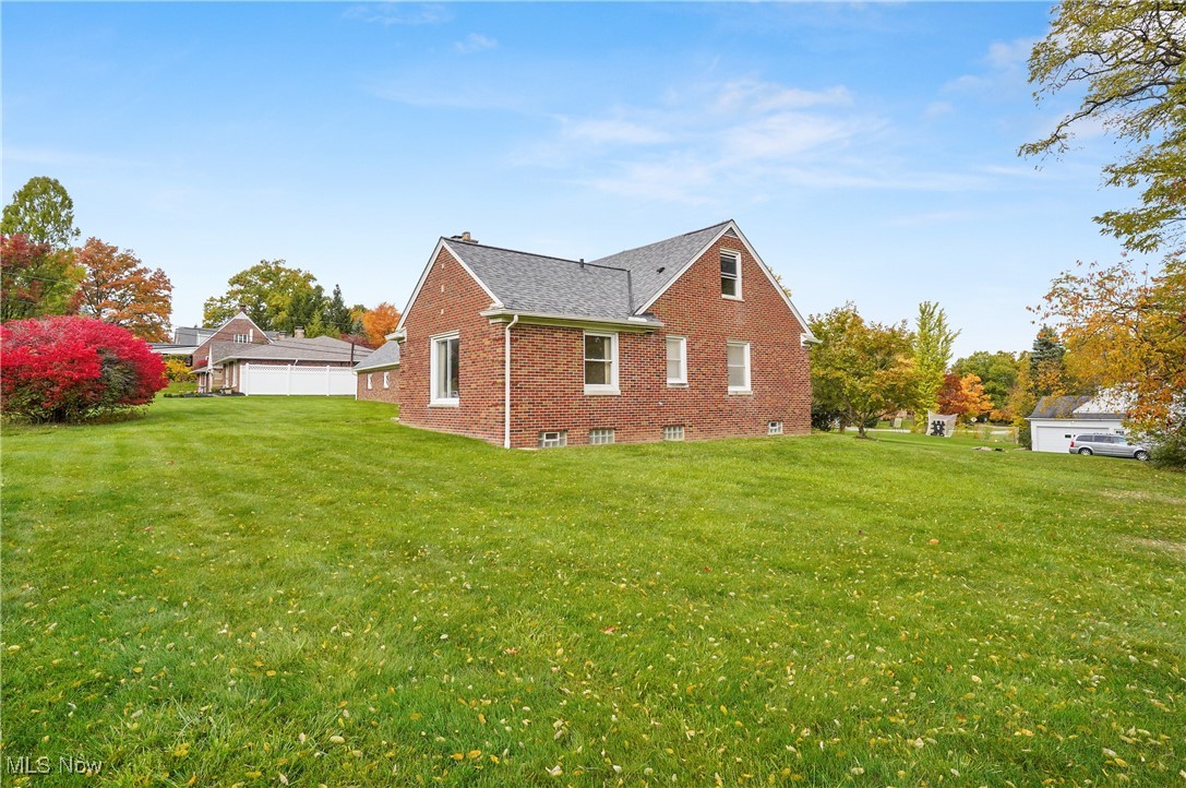 7055 Oakes Road, Brecksville, Ohio image 49