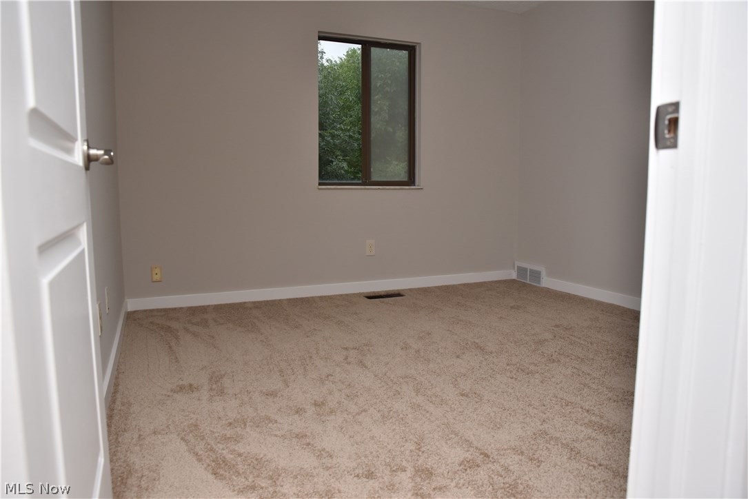 Kings Court Condo - Residential