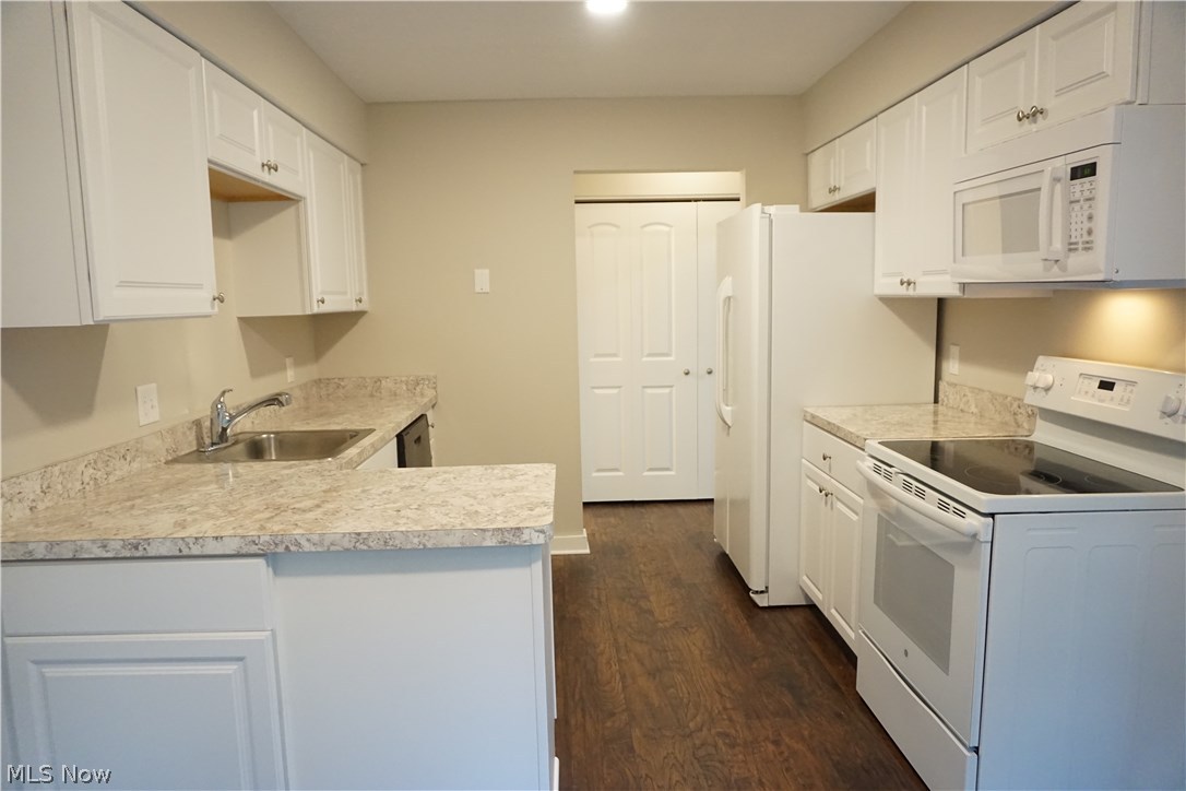 Kings Court Condo - Residential