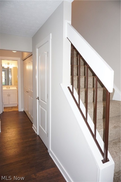 Kings Court Condo - Residential