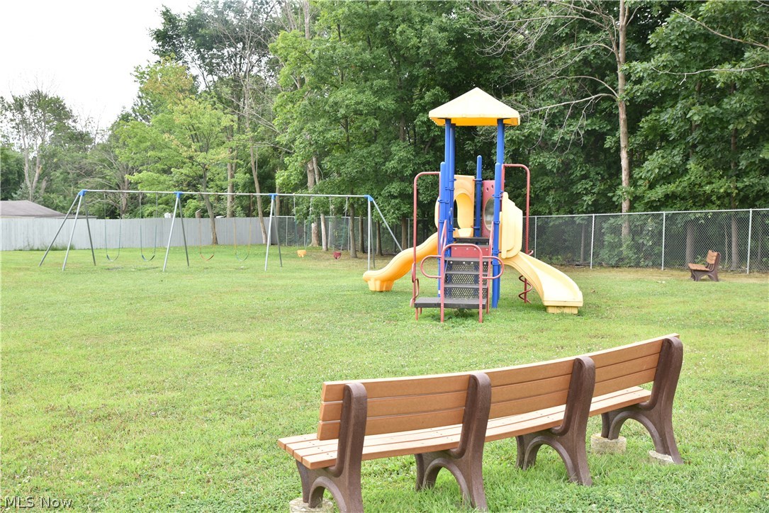 Kings Court Condo - Residential